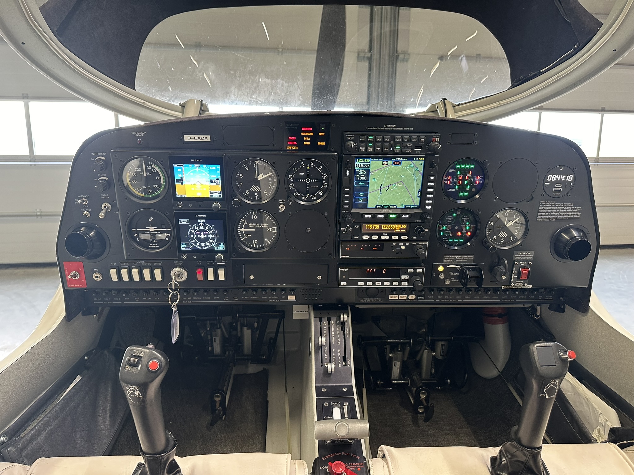 Flugzeugcharter Diamond DA 40 Cockpit